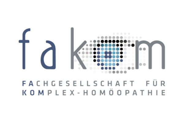  Logo der Fachgesellschaft für Komplex-Homöopathie (FAKOM)